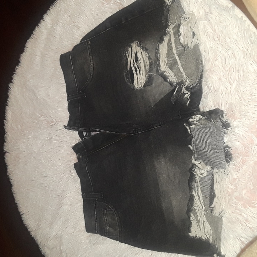 No Bo High Rise black ripped shorts